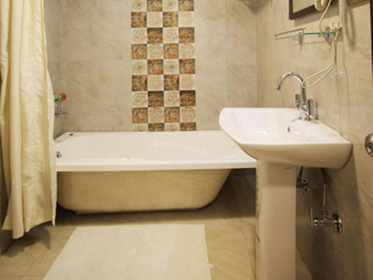 Hotel Green Leaf ศรีนาการ์ ภายนอก รูปภาพ